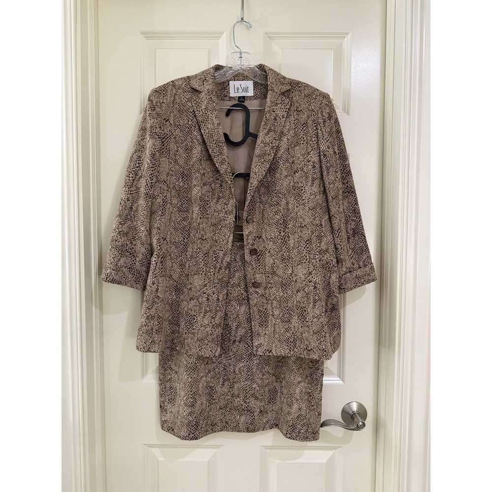 Le Suit women 2- piece skirt suits size 14